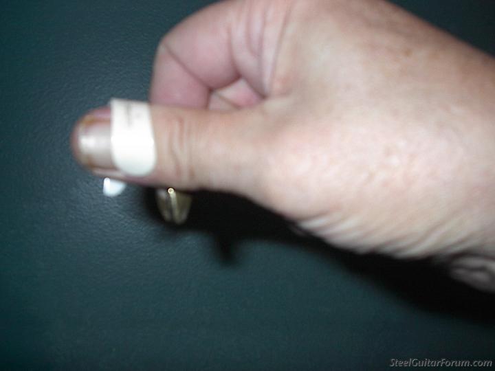 Short thumb sale picks