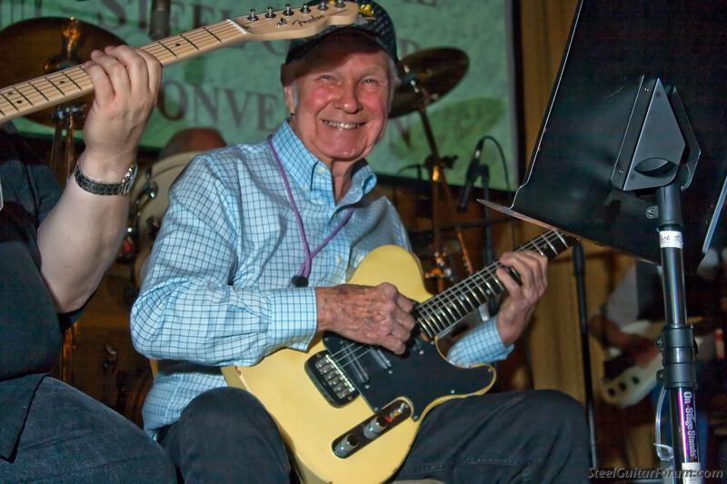 SOME More photos from 2013 ISGC The Steel Guitar Forum