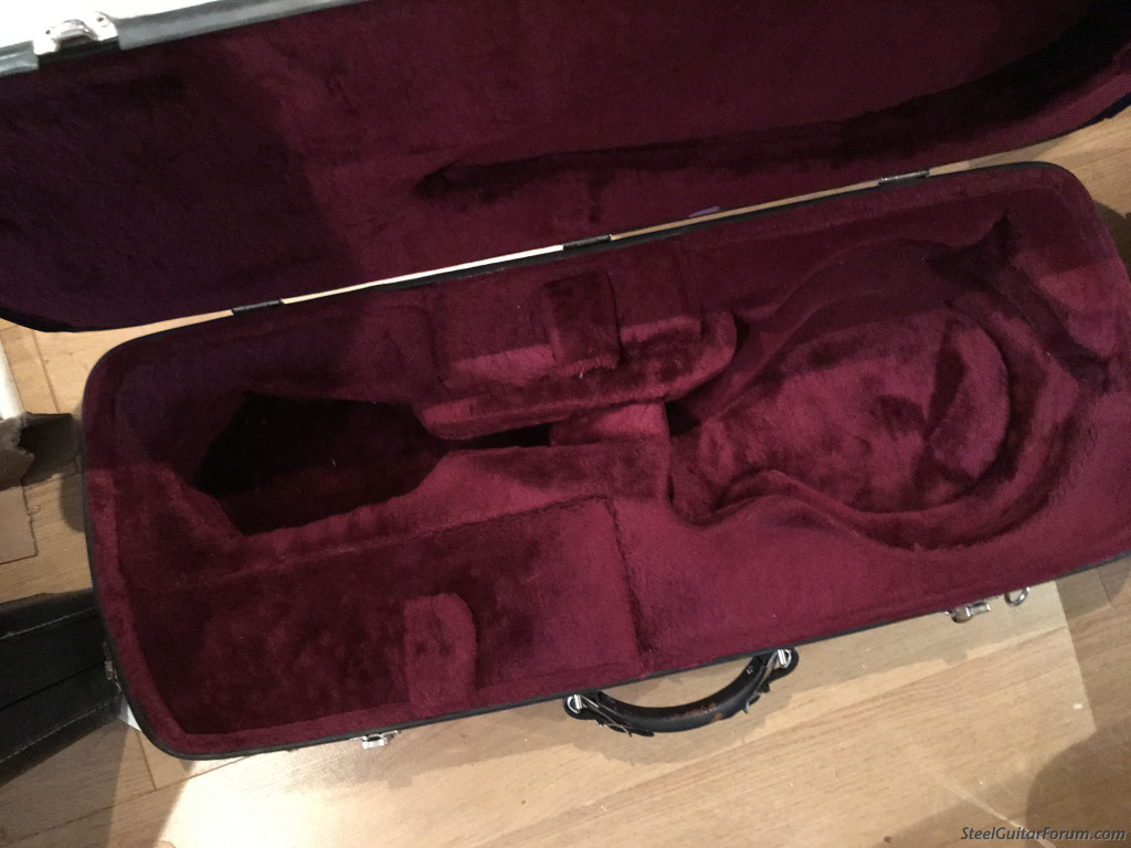 2 mandolin flight cases, 950 us The Steel Guitar Forum