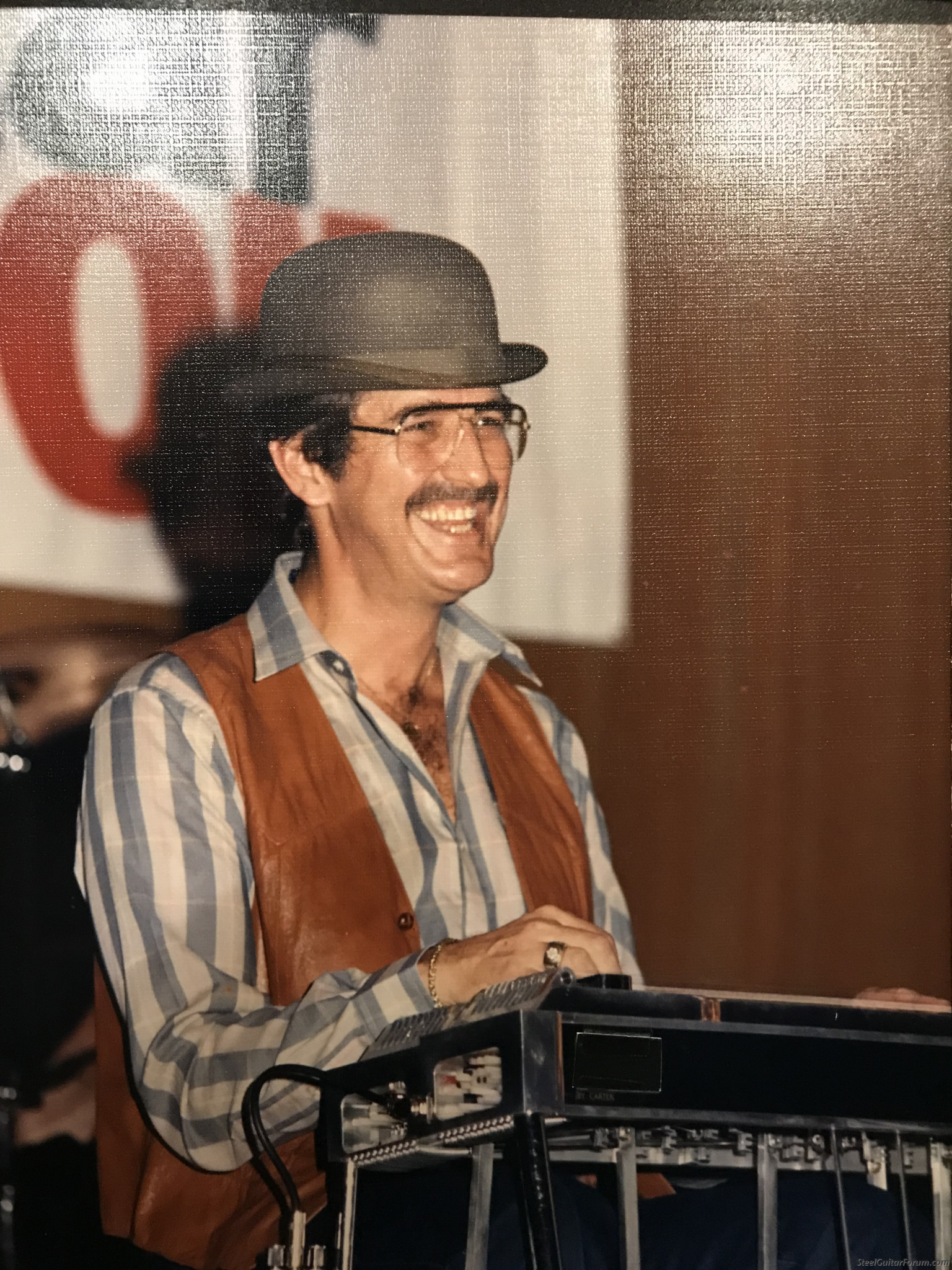 Buddy Emmons Photo Contest Live Onstage at ISGC The Steel Guitar Forum