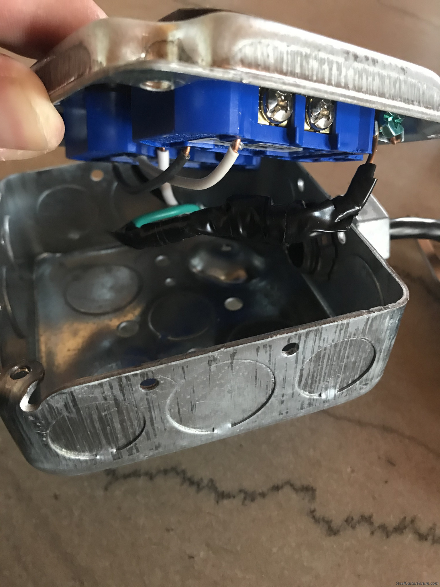 How To Wire A 4 Outlet Electrical Box