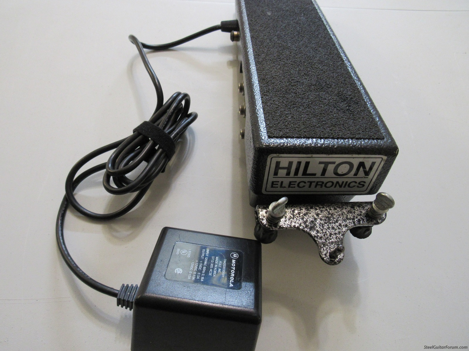 速くおよび自由な Hilton Standard Hilton Guitar Electronics
