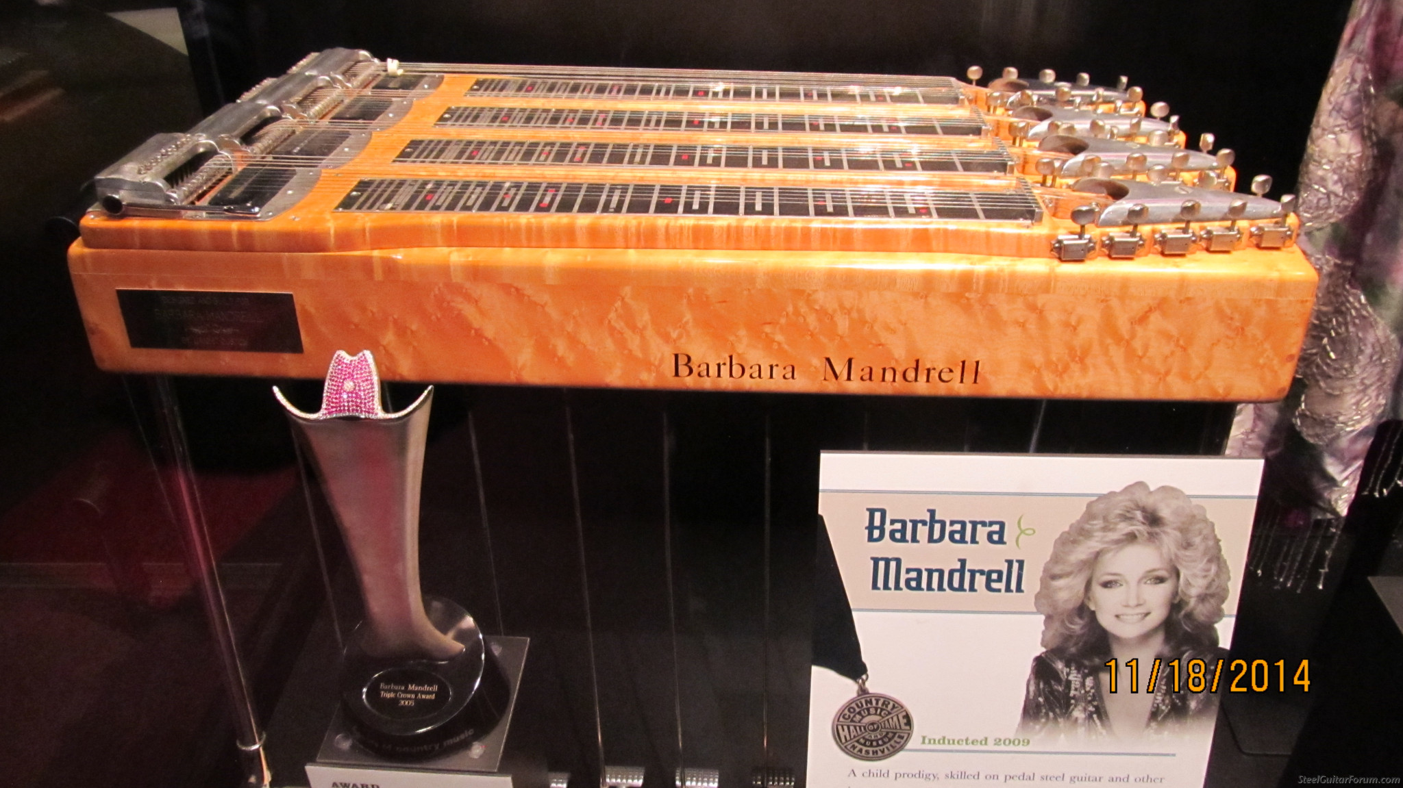 Did Barbara Mandrell ever record steel on a record The Steel
