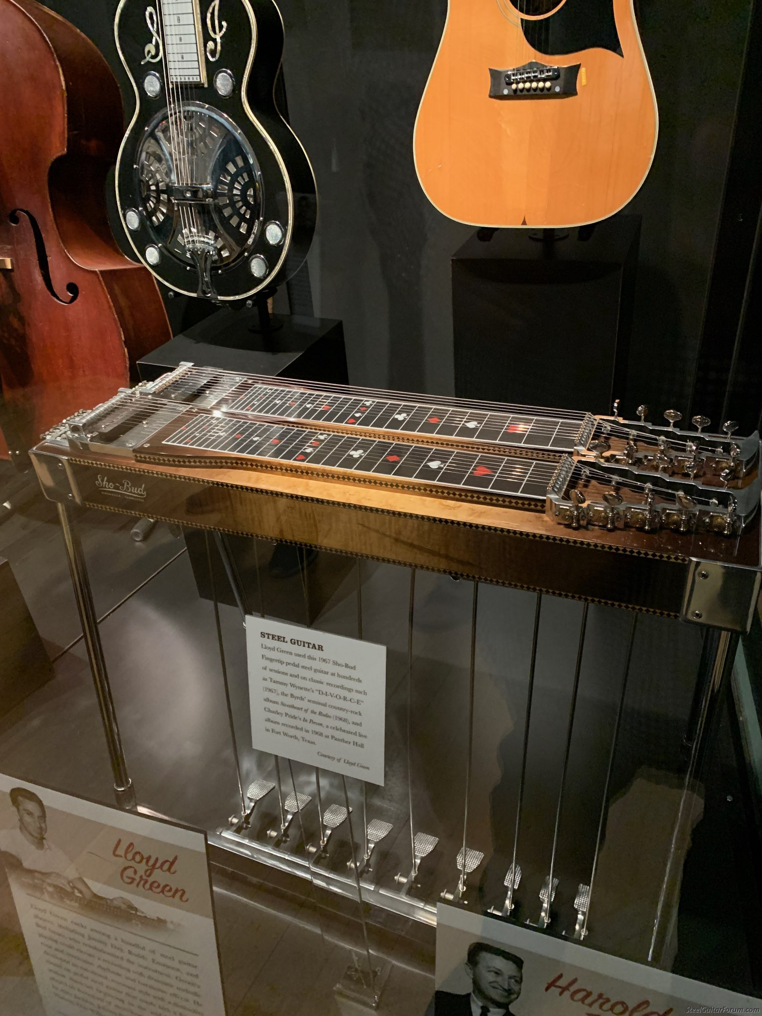 Pedal Sizes on Lloyd Greens Country Music HOF of Fame Guitar The